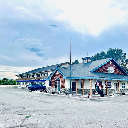 The Beaverhead Lodge Dillon Exterior photo