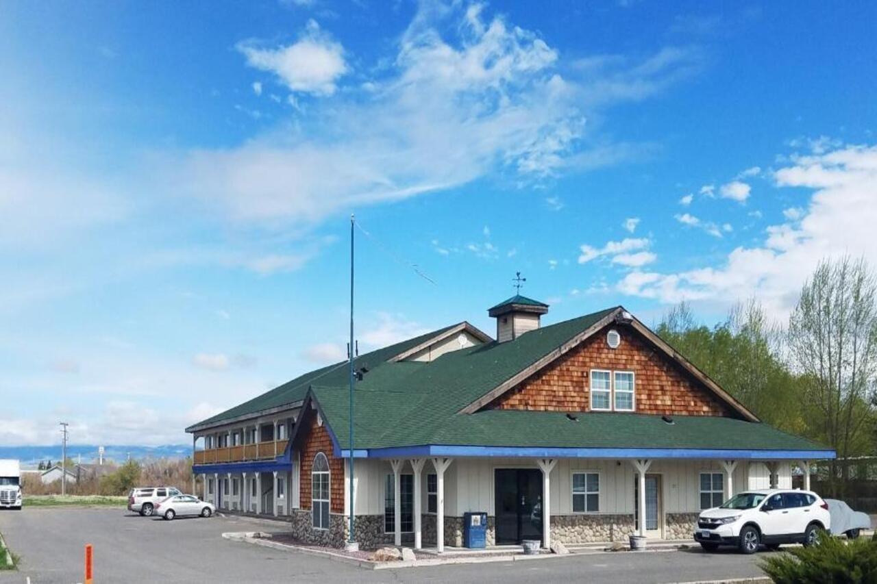 The Beaverhead Lodge Dillon Exterior photo