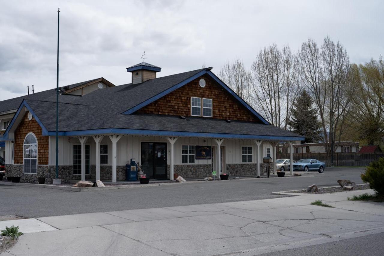 The Beaverhead Lodge Dillon Exterior photo